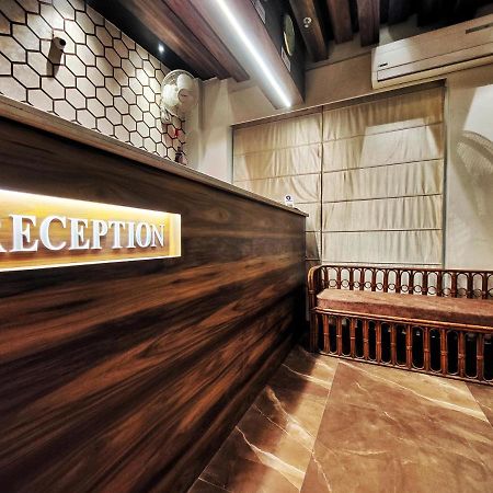 Hotel 21 Next To Chd Railway Station Чандігарх Екстер'єр фото