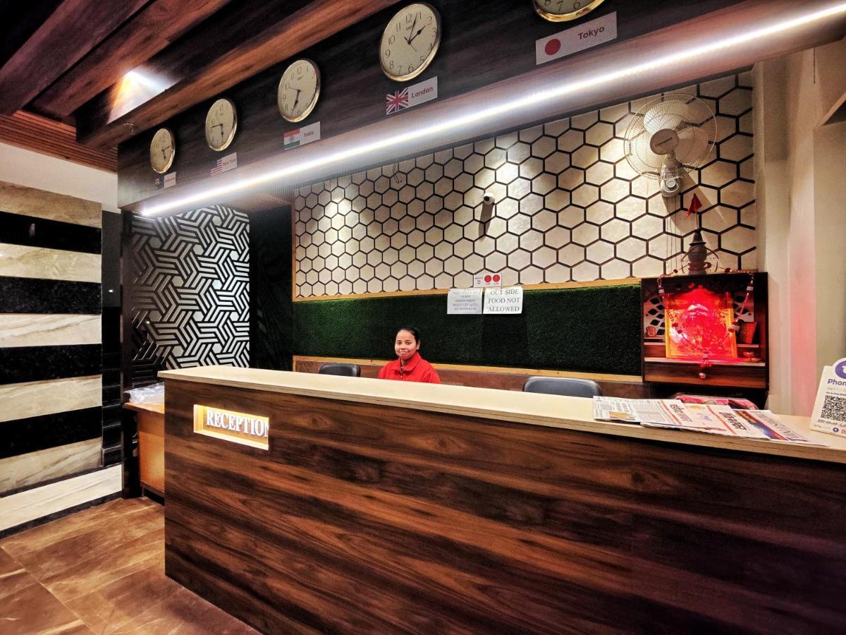 Hotel 21 Next To Chd Railway Station Чандігарх Екстер'єр фото